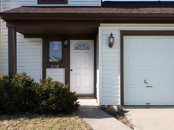 2nd image of 2118 Hacienda Dr