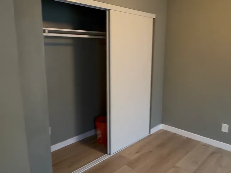 8717 Holmes Ave #3.4 — Photo 6