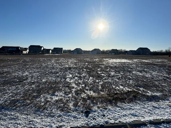 344 Linda Lane Chase #3-lot 60, Bettendorf, IA 52722