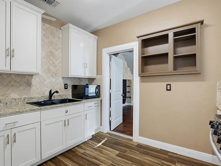 236 E Dullnig Ct #1 — Photo 9