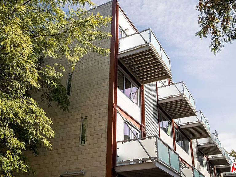 3450 Cahuenga Blvd W #601 — Photo 7