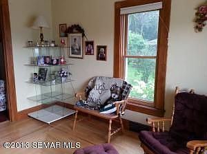 5th image of 615 E Lake Blvd
