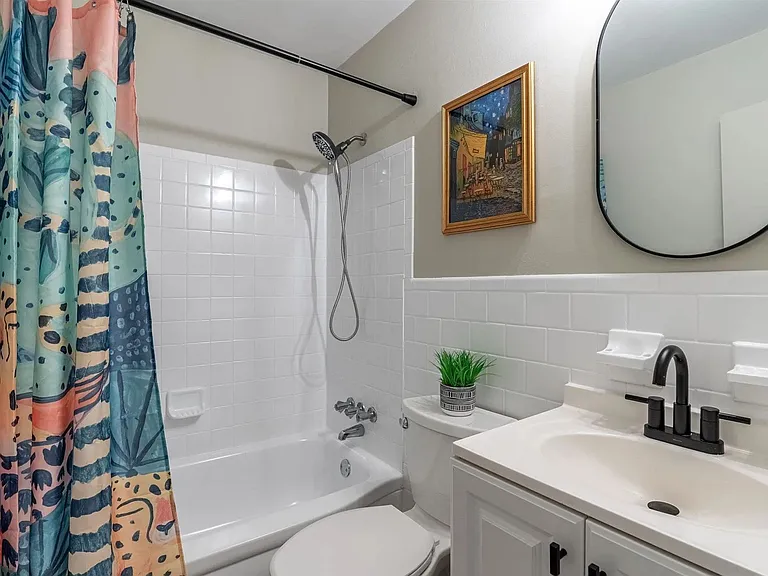2746 Montgomery Ave #2746-1 — Photo 9