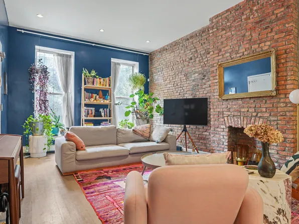 147 Stuyvesant Avenue image 1 of 20