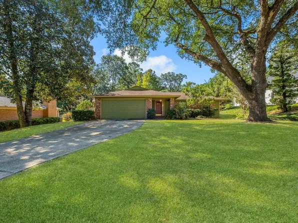 1317 Woodgate Way, Tallahassee, FL 32308