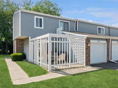 450 Vita Dr, Wheeling, IL, 60090