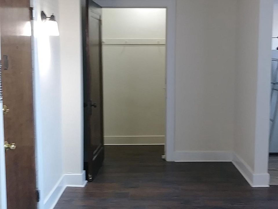 1st image of 808 N Main St APT 303