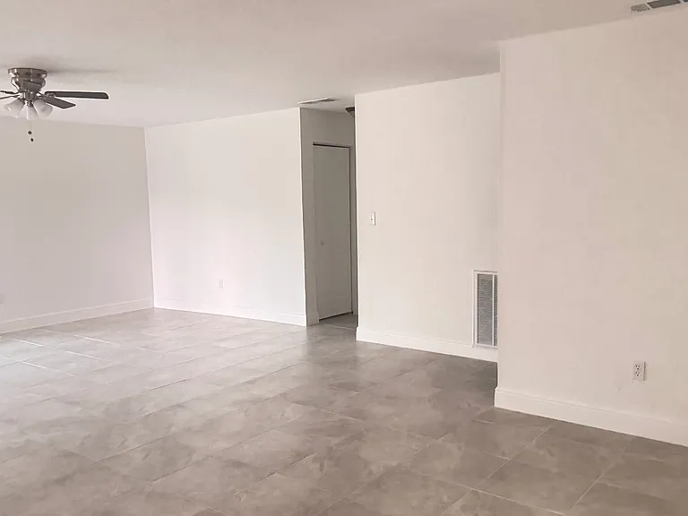 3252 Golfview Rd — Photo 30