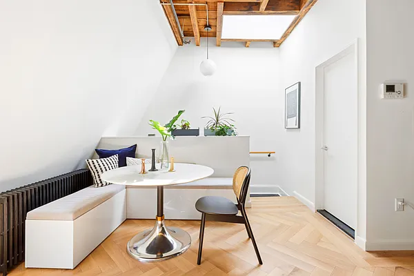 Rented by Compass | media 4