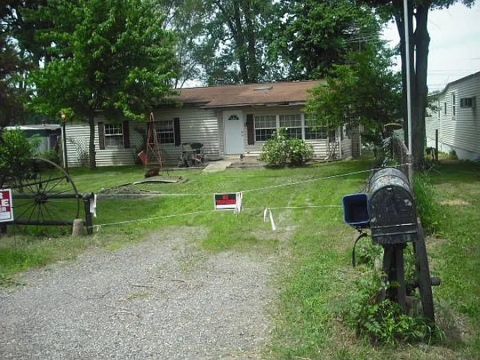 1718 Sandy Shr photo 1