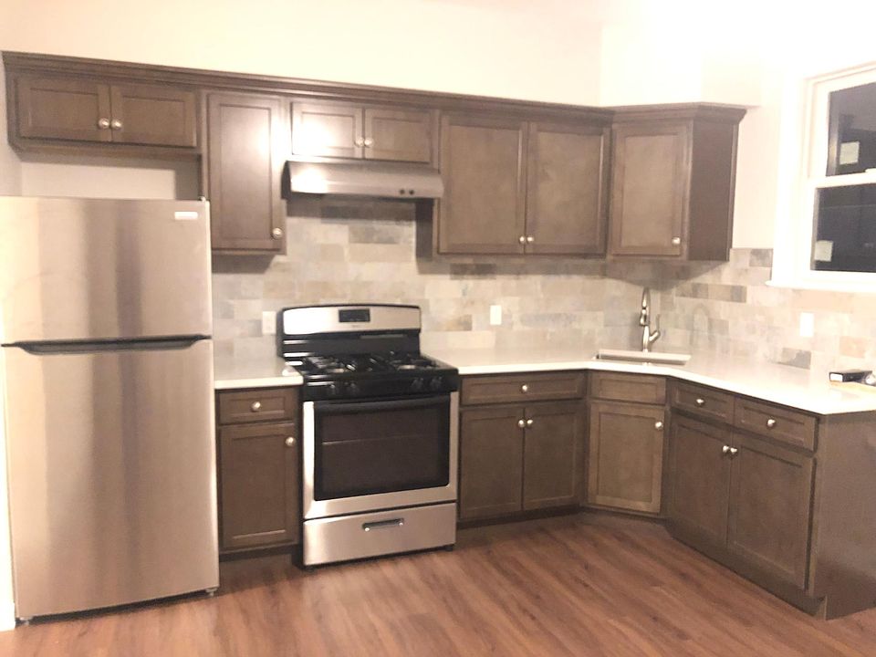 1st image of 467 Broadway