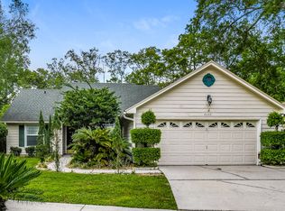 8233 Lakemont Dr, Jacksonville, FL 32216