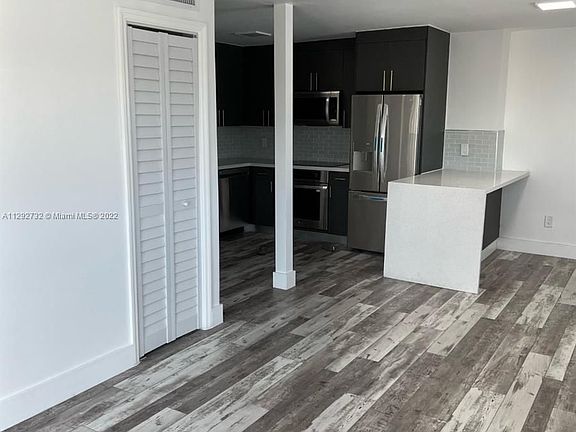 2nd image of 3755 NE 167th St APT 31