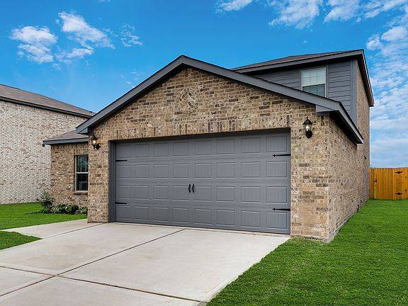 This home has incredible curb appeal.