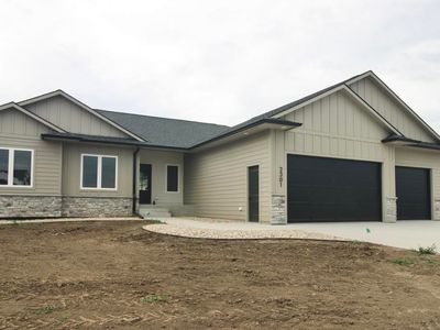 2301 S Red Oak Ave, Sioux Falls, SD, 57110