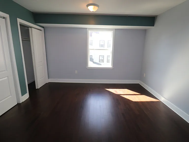 73 Franklin Ter #2 — Photo 10