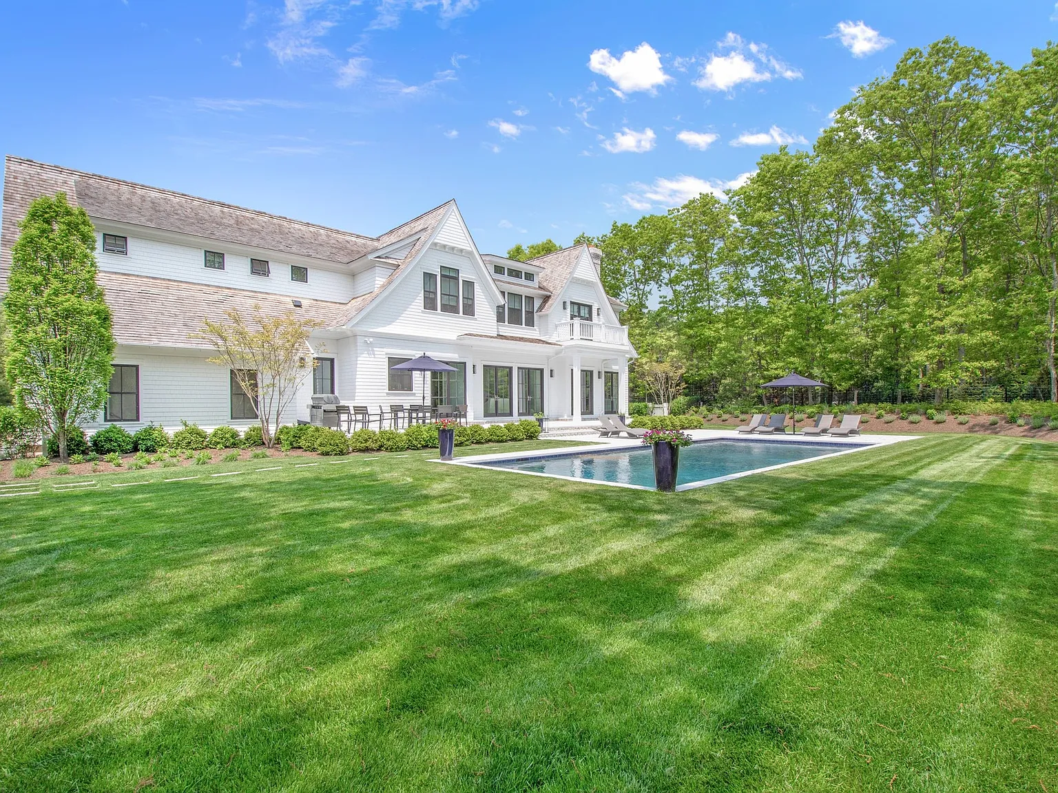New Southampton 7 Bedroom, Pool, Hot Tub, Community Tennis — Photo 4