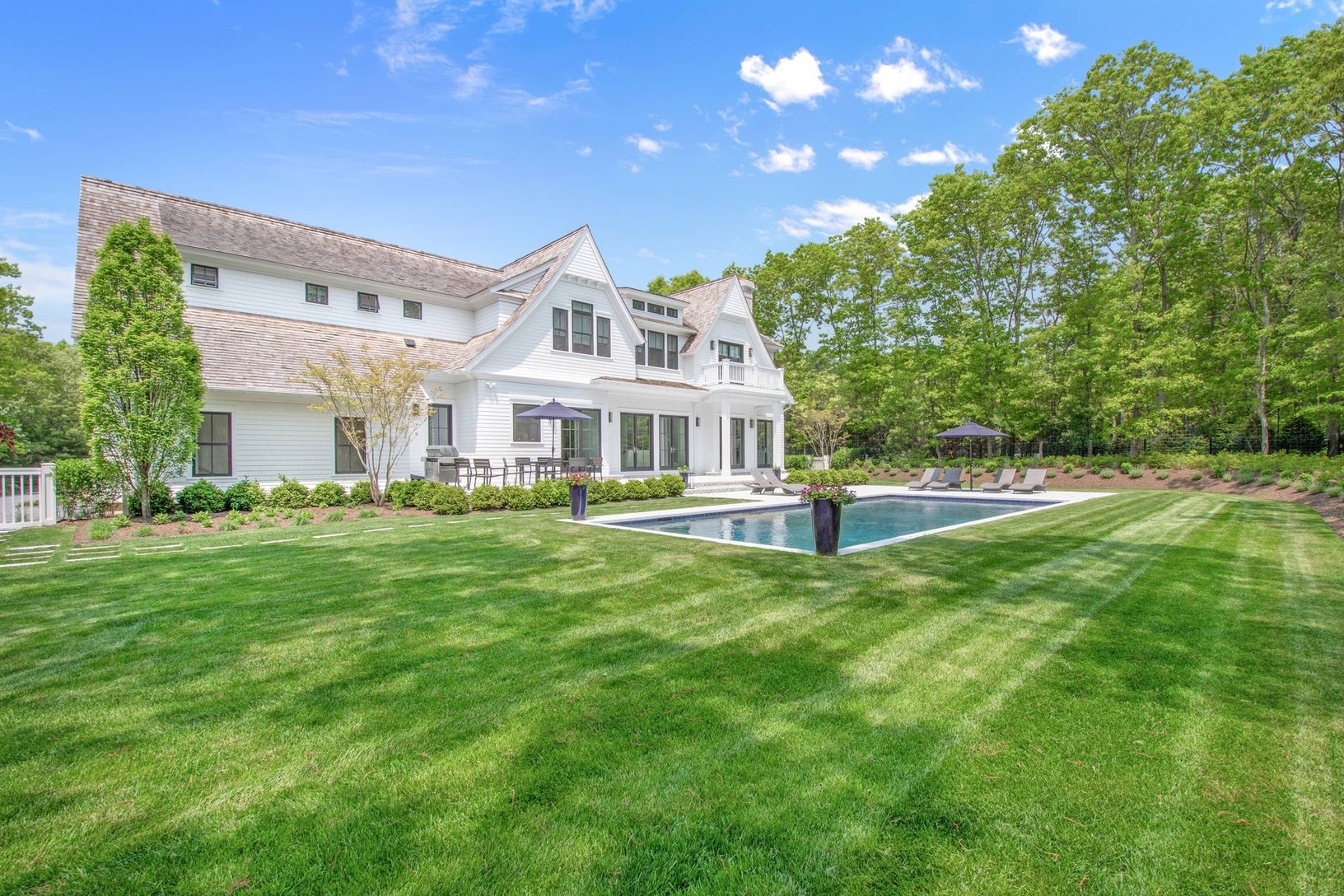  Open Lawn
