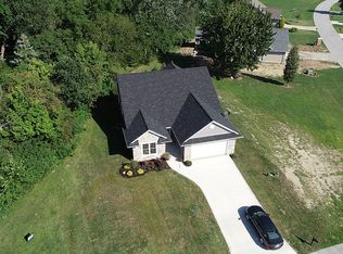 714 N Harbor Point Dr, Port Clinton, OH 43452