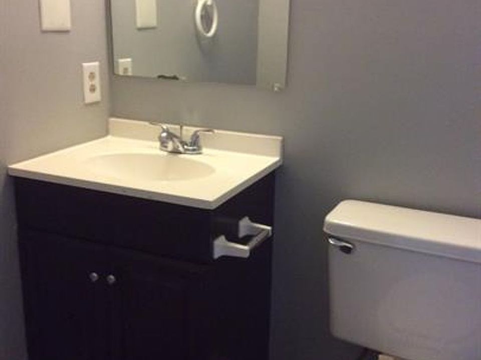 AptEastJStreet312 Apartment Rentals Newton, NC Zillow