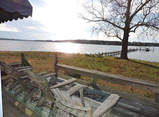 8679 Ware View Ln, Gloucester, VA 23061