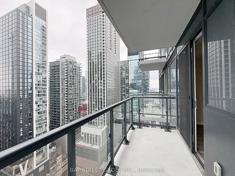 87 Peter St #2501 — Photo 8