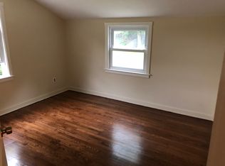 62 Lakeview Ter, Derby, CT 06418