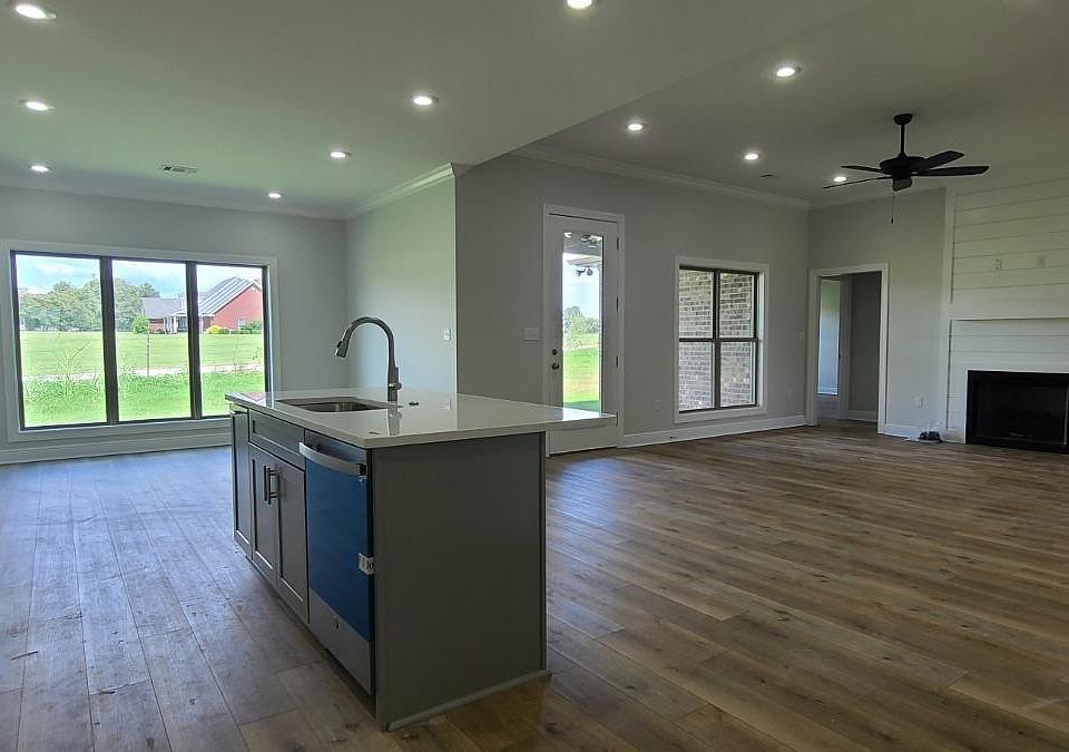 105 Hidden Creek Dr, Brookland, AR 72417 Zillow