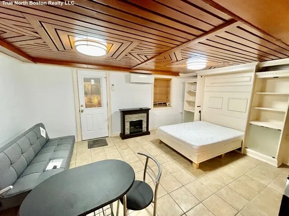 17 Cleveland Pl APT B, Boston, MA 02113