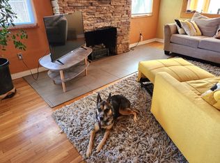 322 Morningside Dr SE, Albuquerque, NM 87108
