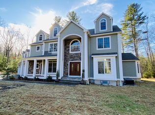 24 Wayside Inn Rd, Framingham, MA 01701