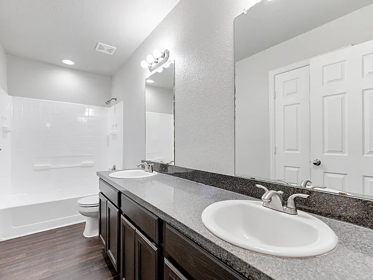 Woodhaven Villas — Photo 55