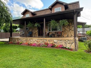 111 Hyde Rd, Evarts, KY 40828