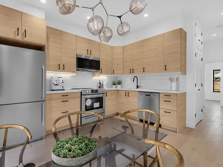 140 President St #3 — Photo 2