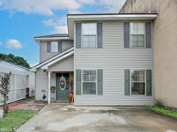 212 Village Square Dr, Broussard, LA 70518