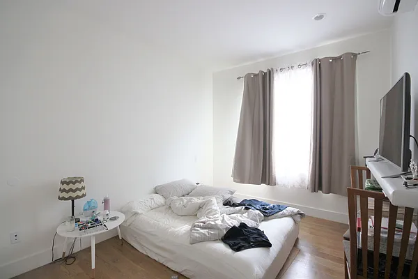 Rented by JW Real Estate Services LLC | media 3