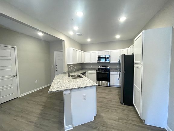 2nd image of 11401 Harp Ln #6118