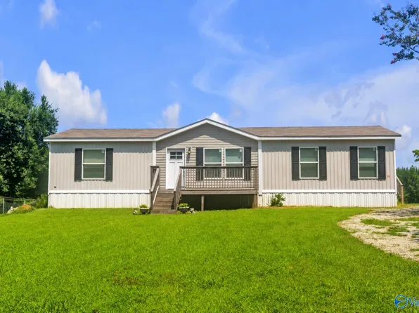 201 Cantrell Rd, Hazel Green, AL 35750
