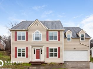 11300 Astoria Dr, Charlotte, NC 28262