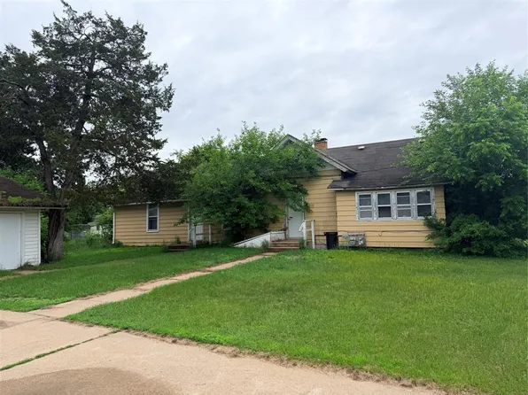 213 W Jefferson Street #1-2, Black River Falls, WI 54615