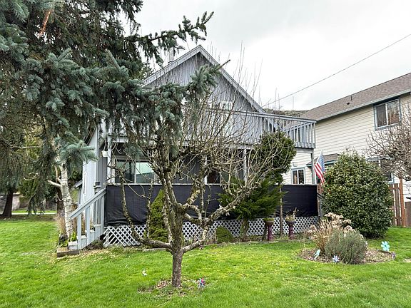 3rd image of 720 Maple Ave