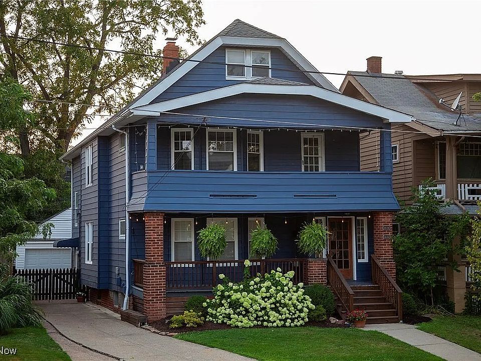 1st image of 1632 Larchmont Ave #1