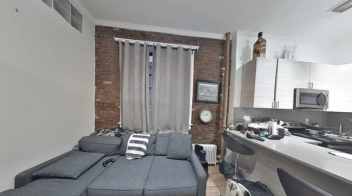 Rented by Compass | media 14