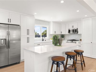 5392 Hendricksen Dr, Huntington Beach, CA, 92649
