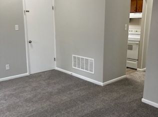 3707 SW 29th Ter #1, Topeka, KS 66614