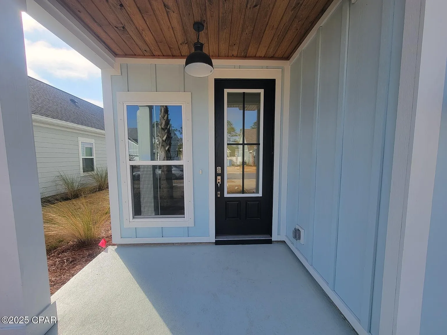 4 bed, 3.5 bath, 2144 sqft, $3,100 — Photo 2