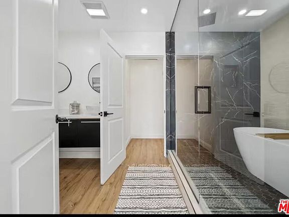 3rd image of 5750 5th Ave