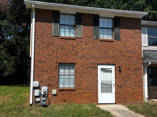 2708 Greystone Ct, Austell, GA 30106