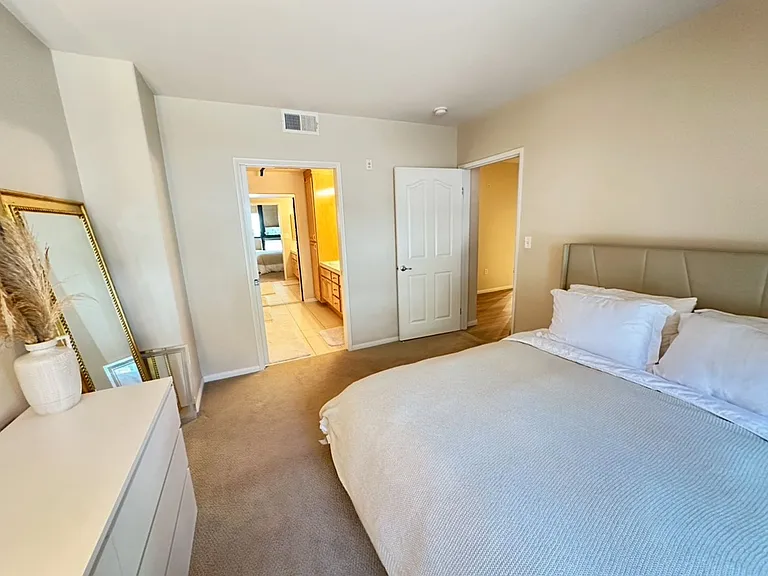 235 Market St #102 — Photo 6