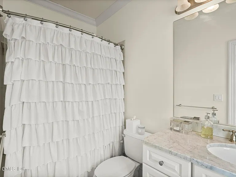 26 Edgewood Ave #1 — Photo 28